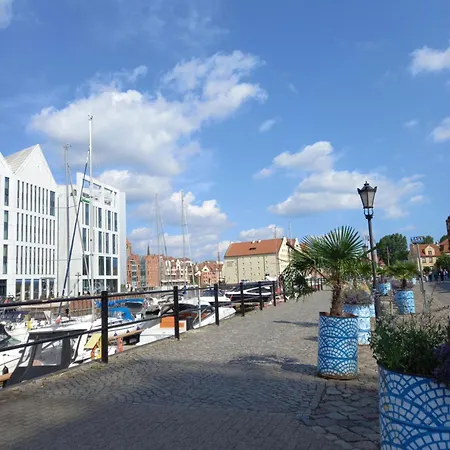 Lägenhet Spacious Angielska Grobla Oldtown *